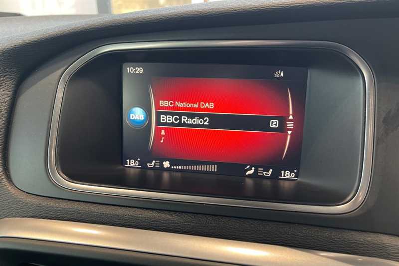 Used Volvo V40 2017 for sale - 77099336: Photo 12