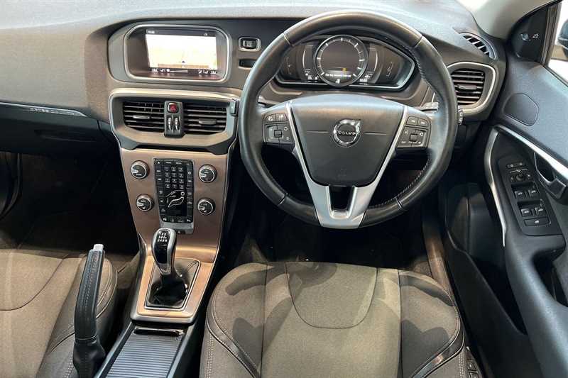 Used Volvo V40 2017 for sale - 77099336: Photo 16