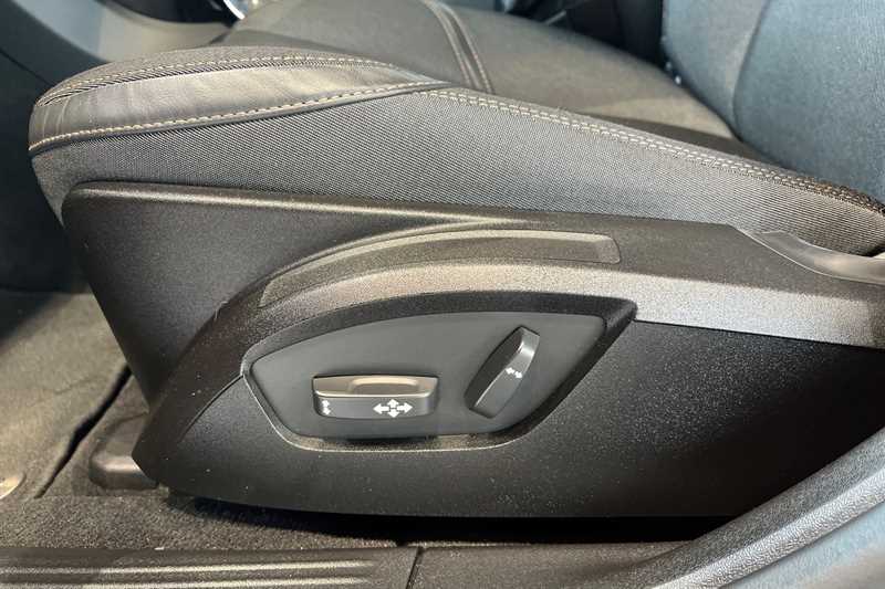 Used Volvo V40 2017 for sale - 77099336: Photo 34