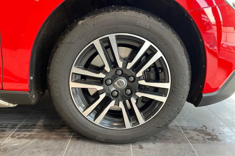 Used Volvo V40 2017 for sale - 77099336: Photo 46