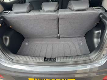 Used Hyundai i10 2019 for sale - 75108580: Photo