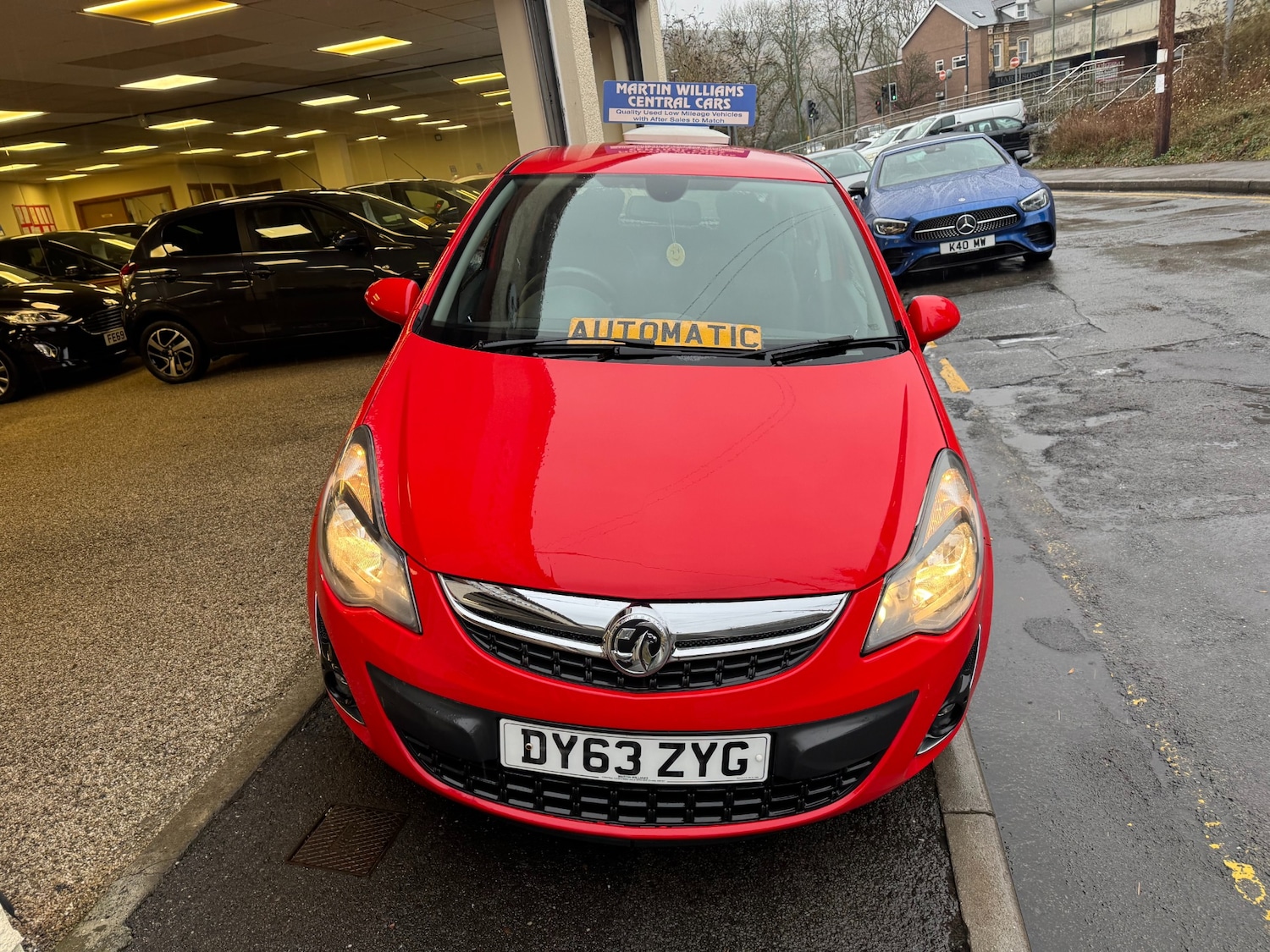 Used Vauxhall Corsa 2013 for sale - 77137775: Photo 2