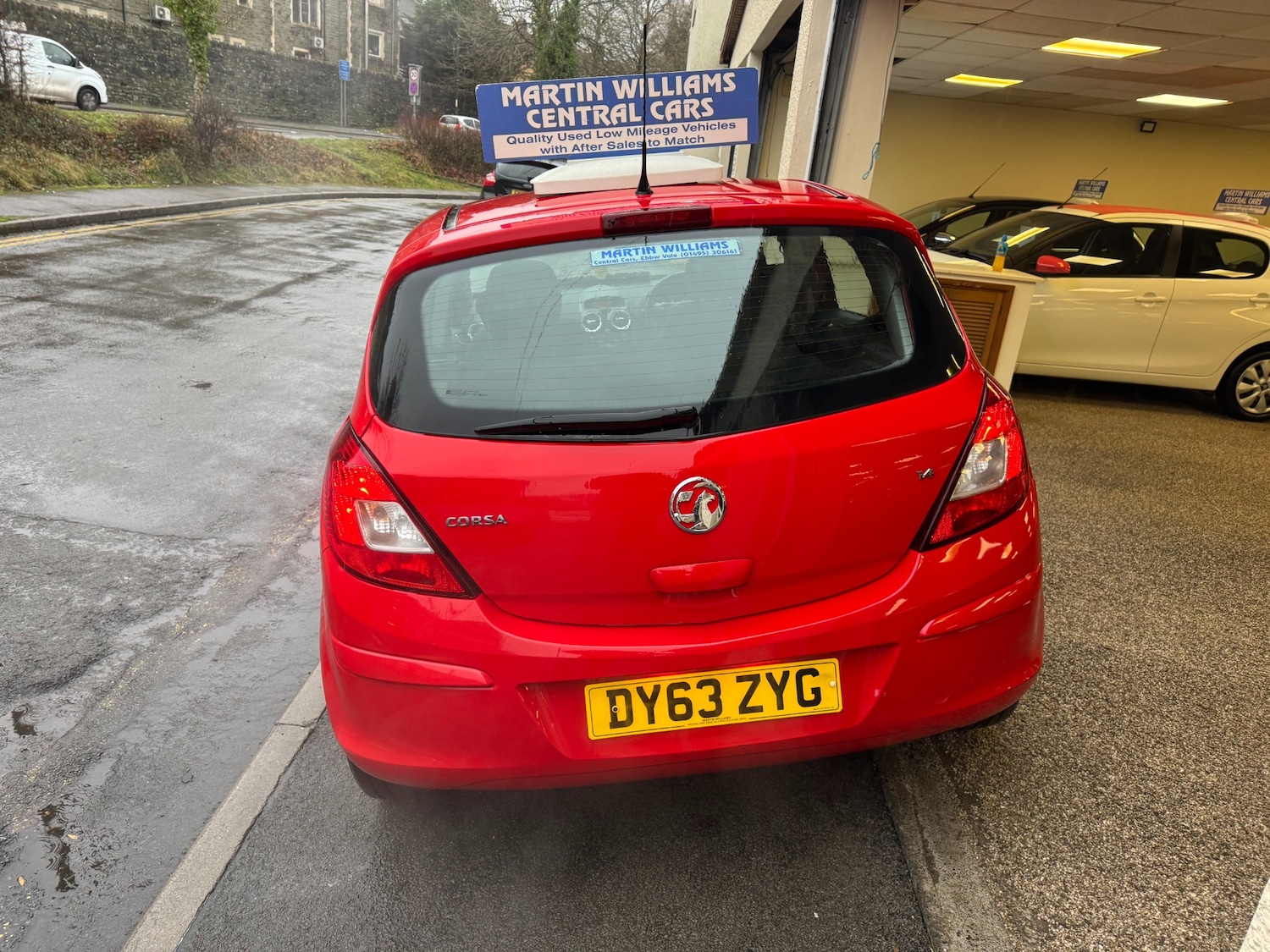 Used Vauxhall Corsa 2013 for sale - 77137775: Photo 3