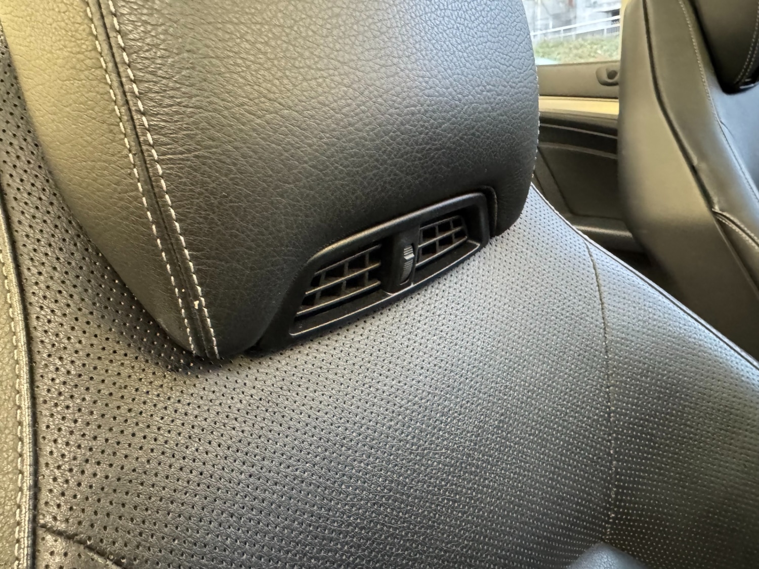 Used Mercedes-Benz E Class 2015 for sale - 77591645: Photo 10