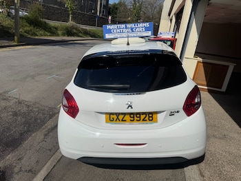 Used Peugeot 208 2015 for sale - 78151013: Photo