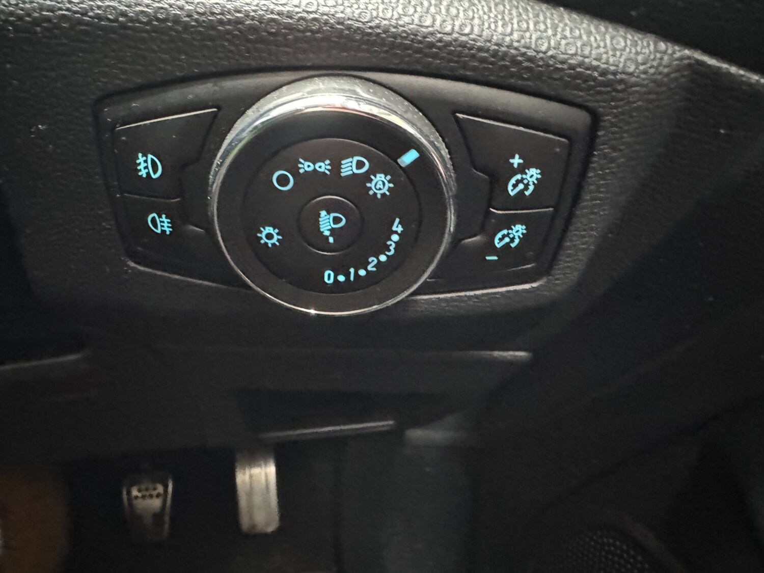 Used Ford Ecosport 2020 for sale - 77640610: Photo 21