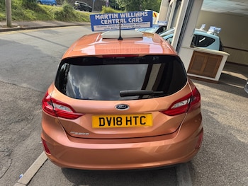 Used Ford Fiesta 2018 for sale - 75595842: Photo