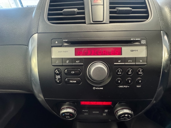 Used Suzuki SX4 2013 for sale - 76302178: Photo 11