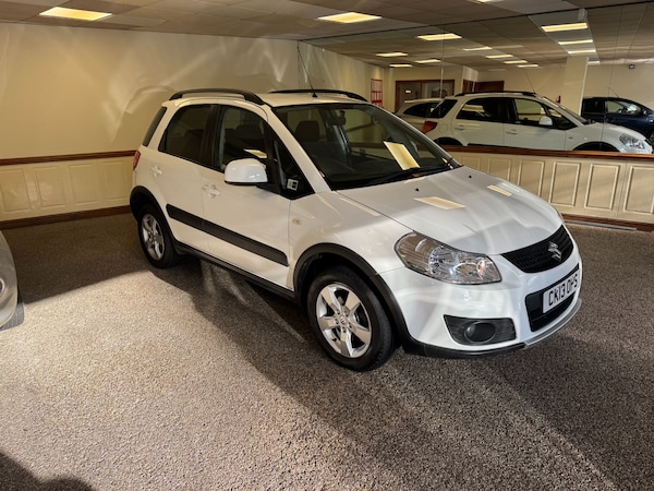 Used Suzuki SX4 2013 for sale - 76302178: Photo 1