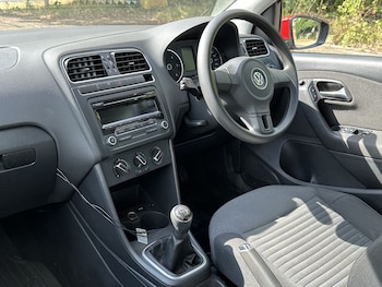 Used Volkswagen Polo 2013 for sale - 79372170: Photo