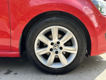 Used Volkswagen Polo 2013 for sale - 79372170: Photo