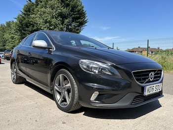 Used Volvo V40 2016 for sale - 78986998: Photo