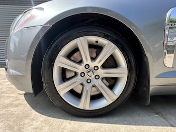 Used Jaguar XF 2010 for sale - 78373416: Photo