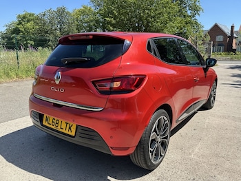 Used Renault Clio 2018 for sale - 78986993: Photo