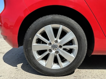 Used Volkswagen Golf 2012 for sale - 78987001: Photo