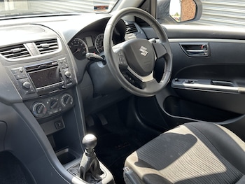 Used Suzuki Swift 2013 for sale - 78986991: Photo