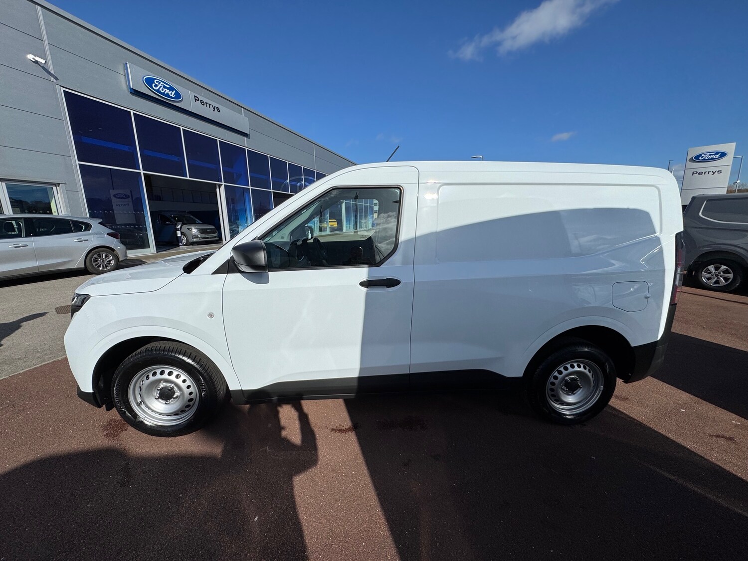 Used Ford Transit Courier 2026 for sale - 77896548: Photo 4