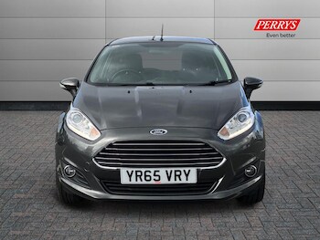 Used Ford Fiesta 2015 for sale - 75904001: Photo