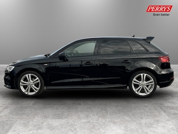 Used Audi A3 2018 for sale - 77516992: Photo