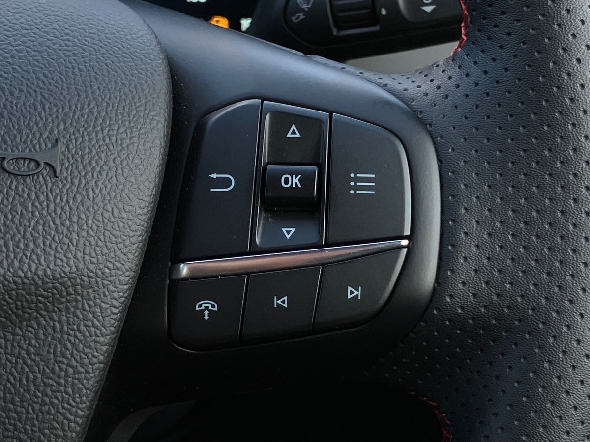 Used Ford Kuga 2024 for sale - 75825378: Photo 41