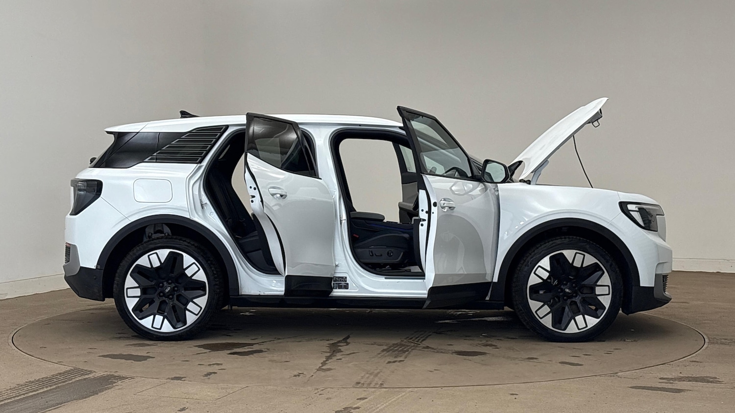 Used Ford Explorer 2025 for sale - 77033817: Photo 12