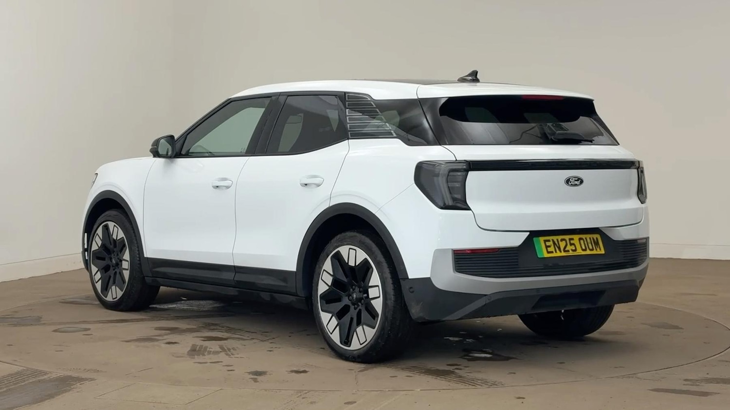 Used Ford Explorer 2025 for sale - 77033817: Photo 2