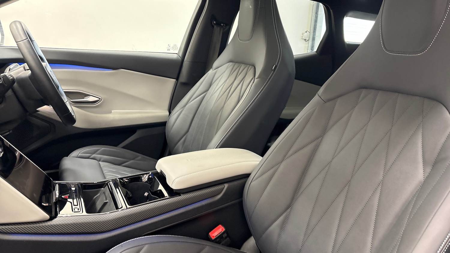 Used Ford Explorer 2025 for sale - 77033817: Photo 21