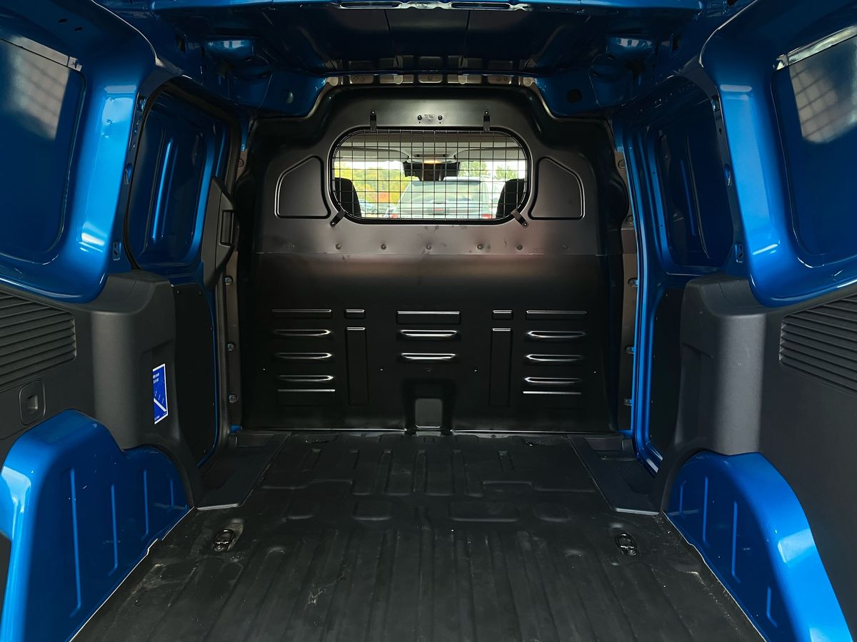 Used Ford Transit Courier 2025 for sale - 77318508: Photo 17
