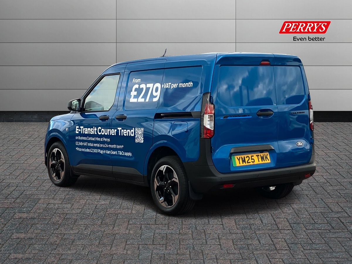 Used Ford Transit Courier 2025 for sale - 77318508: Photo 2