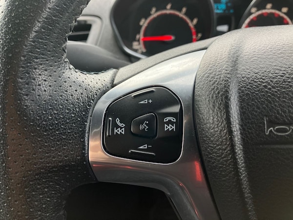 Used Ford Fiesta 2017 for sale - 76263948: Photo 17