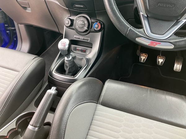 Used Ford Fiesta 2017 for sale - 76263948: Photo 18