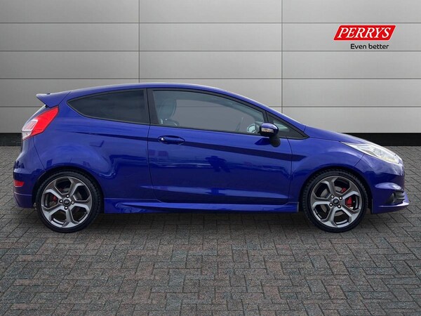 Used Ford Fiesta 2017 for sale - 76263948: Photo 4