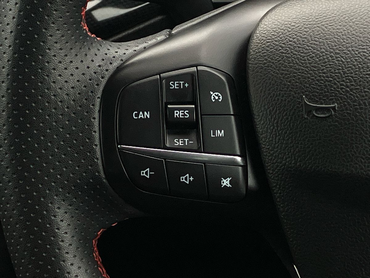 Used Ford Focus 2022 for sale - 76142059: Photo 16