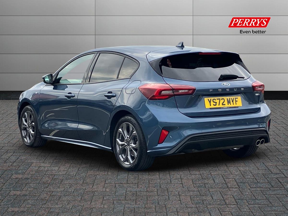 Used Ford Focus 2022 for sale - 76142059: Photo 2