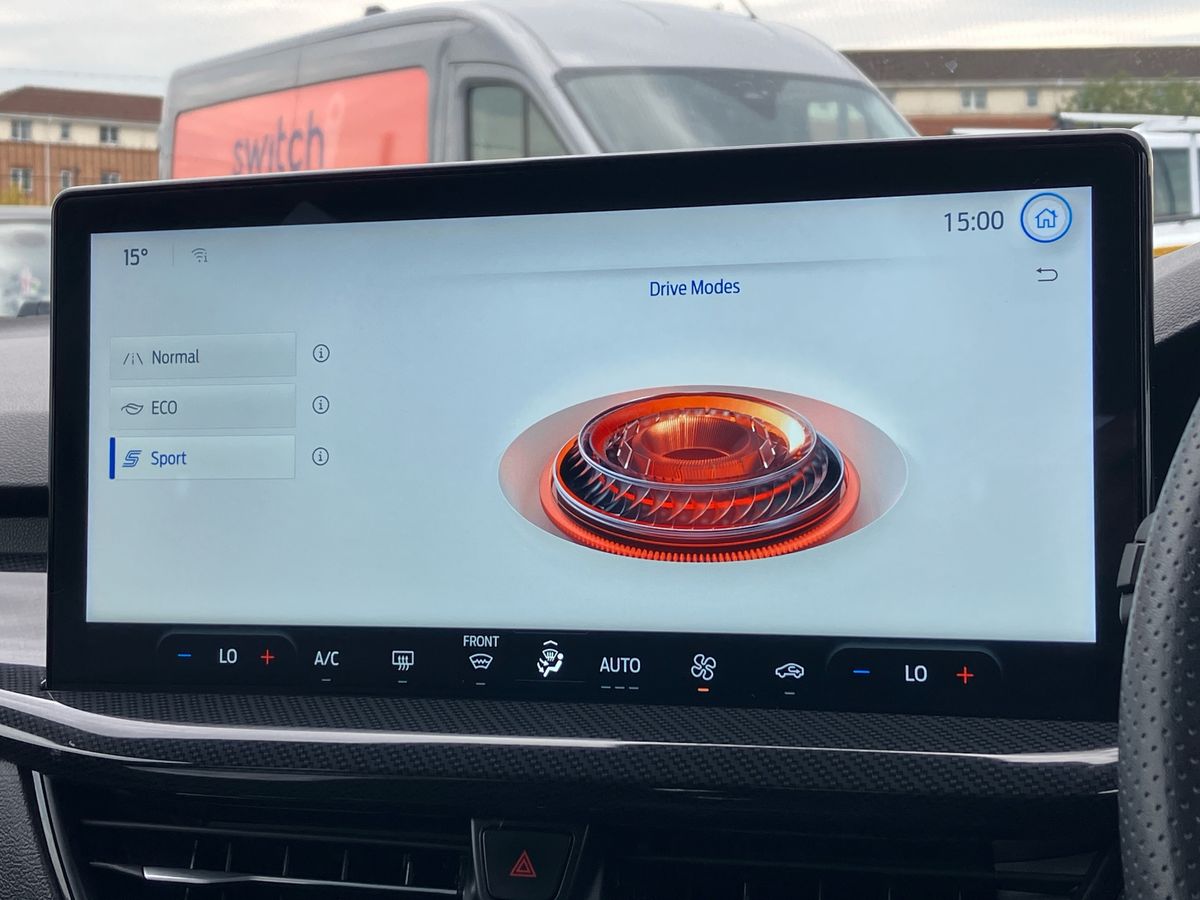 Used Ford Focus 2022 for sale - 76142059: Photo 28