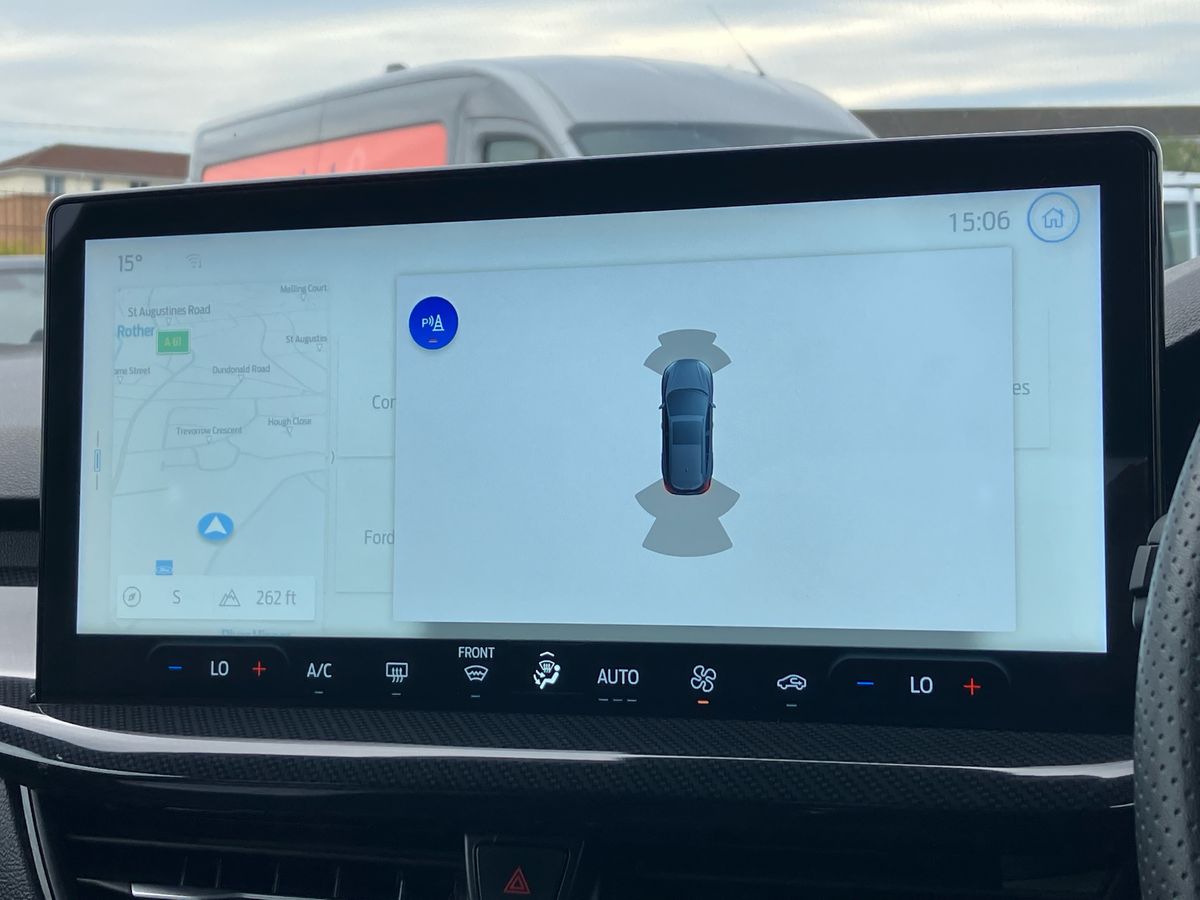 Used Ford Focus 2022 for sale - 76142059: Photo 32