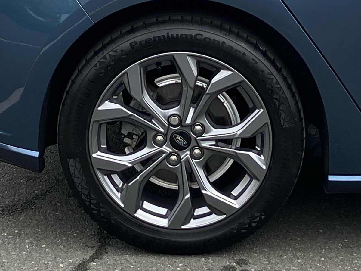 Used Ford Focus 2022 for sale - 76142059: Photo 7