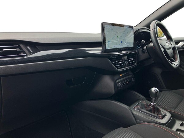 Used Ford Focus 2022 for sale - 76142059: Photo 7