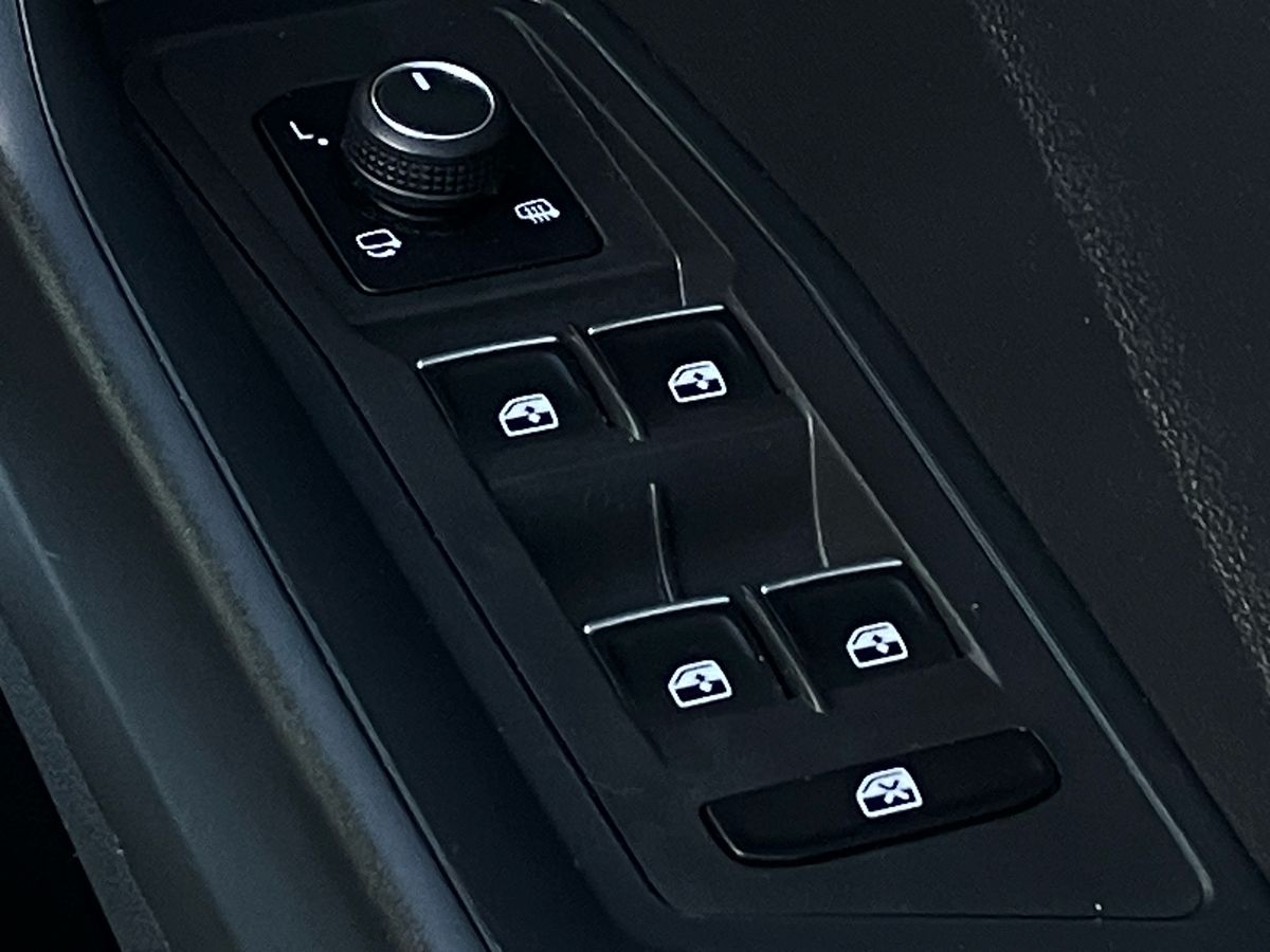 Used Volkswagen T-Roc 2019 for sale - 76792539: Photo 18