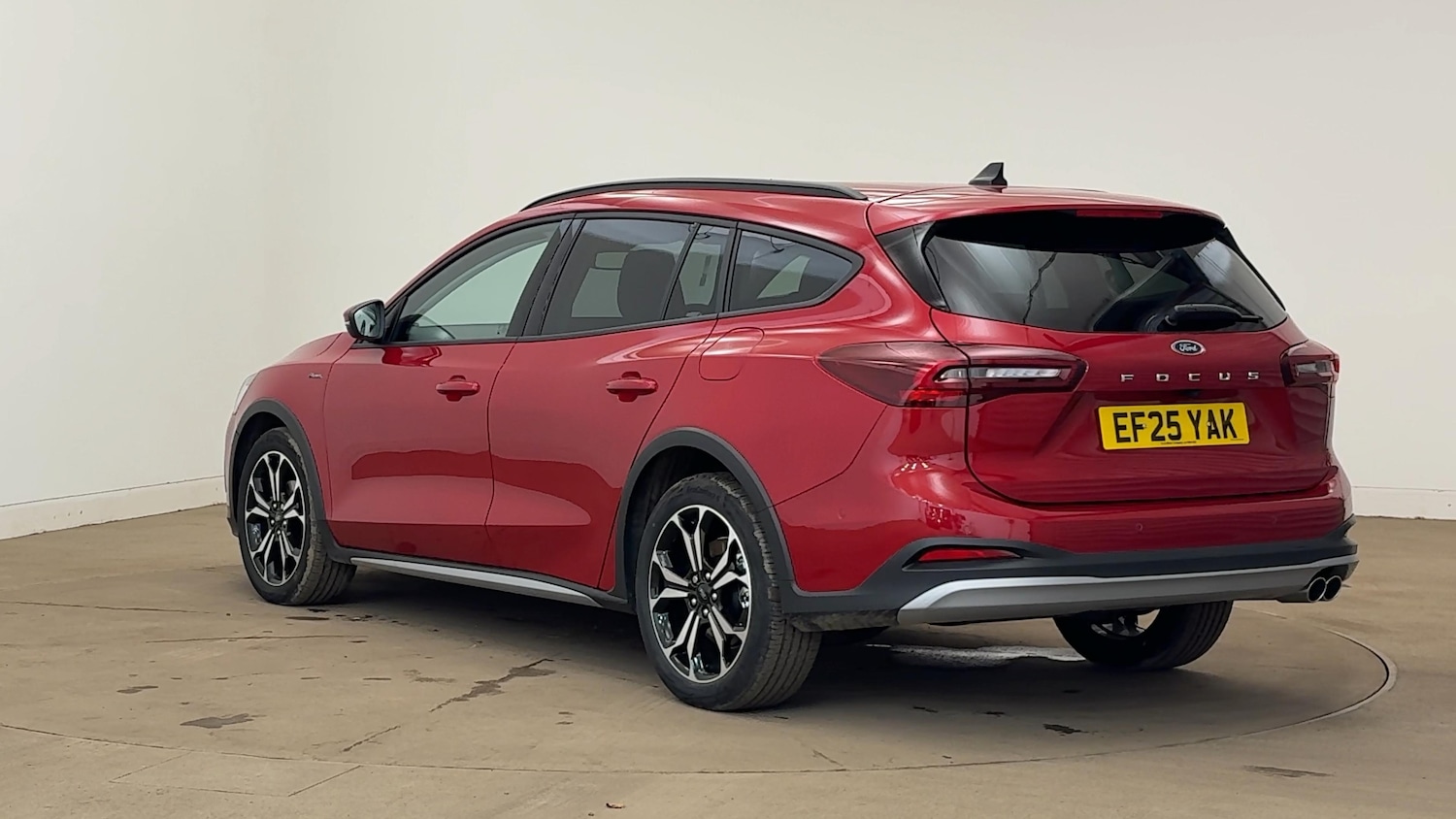 Used Ford Focus 2025 for sale - 76625914: Photo 2