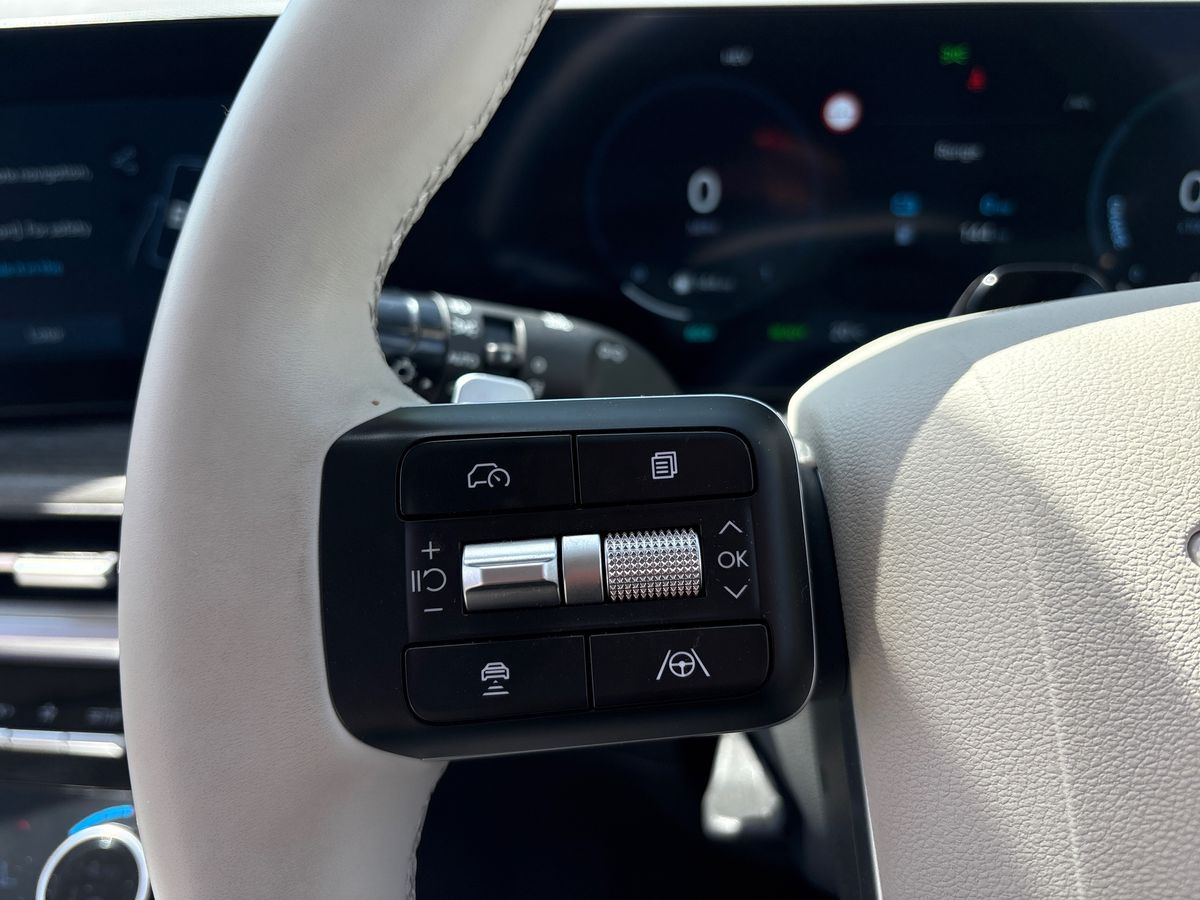 Used Hyundai Santa Fe 2025 for sale - 77125277: Photo 17