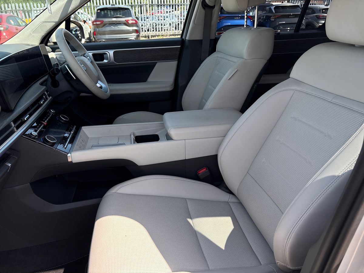 Used Hyundai Santa Fe 2025 for sale - 77125277: Photo 36