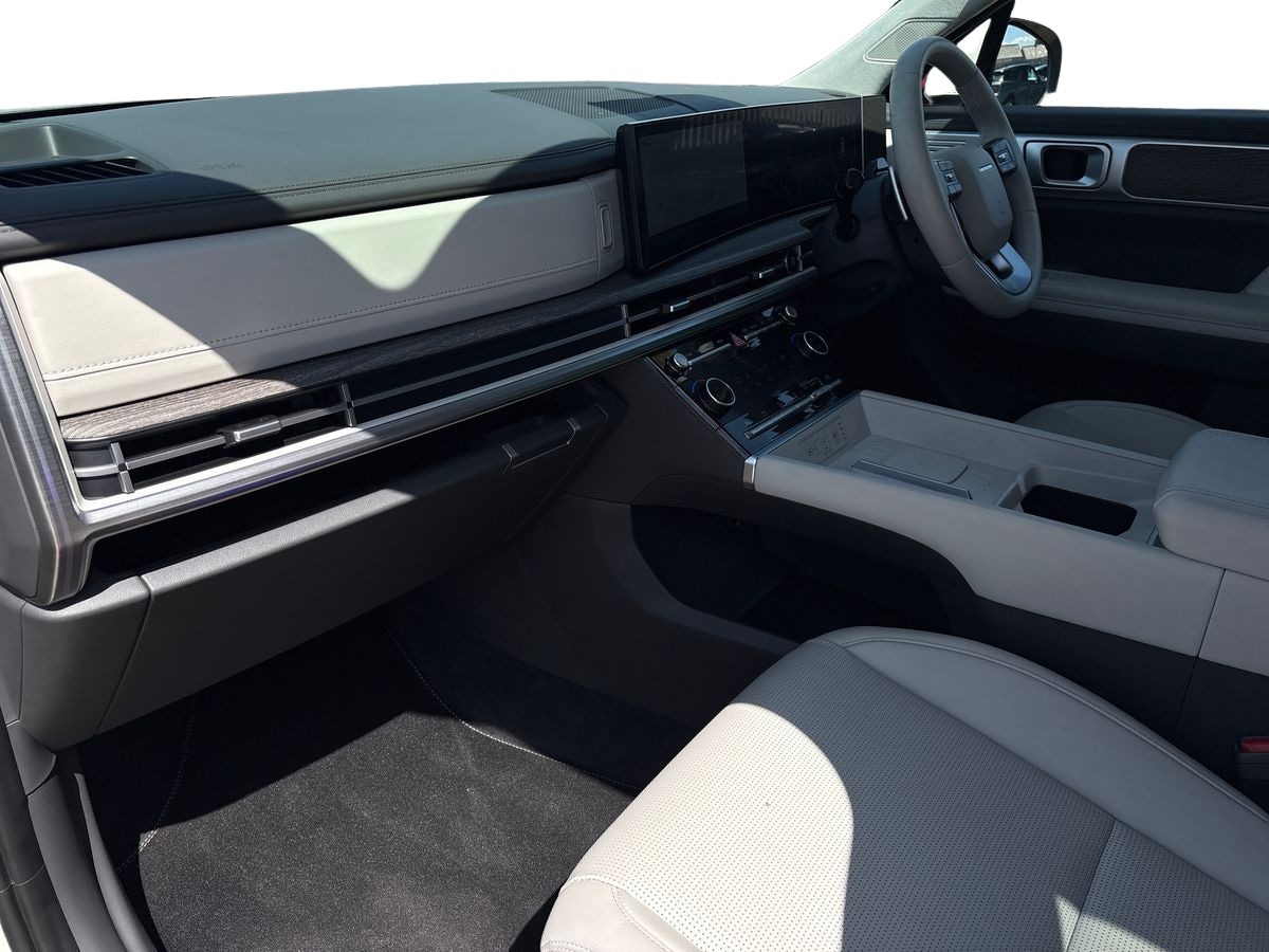 Used Hyundai Santa Fe 2025 for sale - 77125277: Photo 7