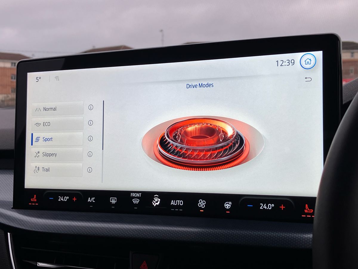 Used Ford Focus 2023 for sale - 77033758: Photo 28