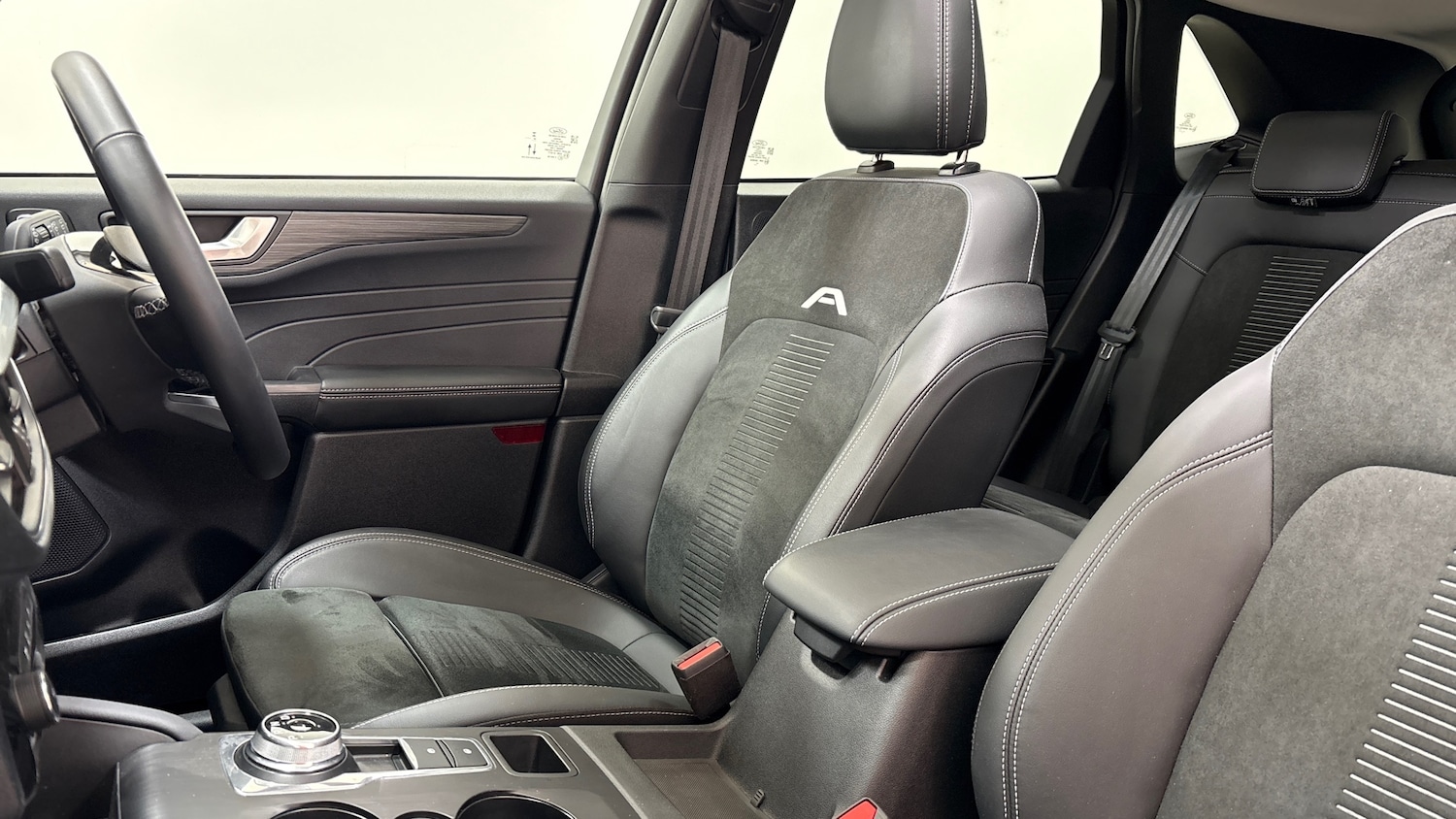 Used Ford Kuga 2024 for sale - 76462328: Photo 21