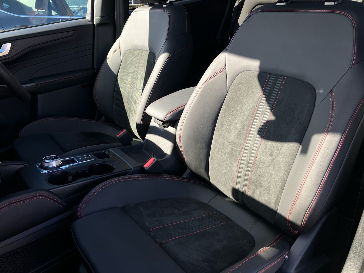 Used Ford Kuga 2024 for sale - 75903930: Photo 23