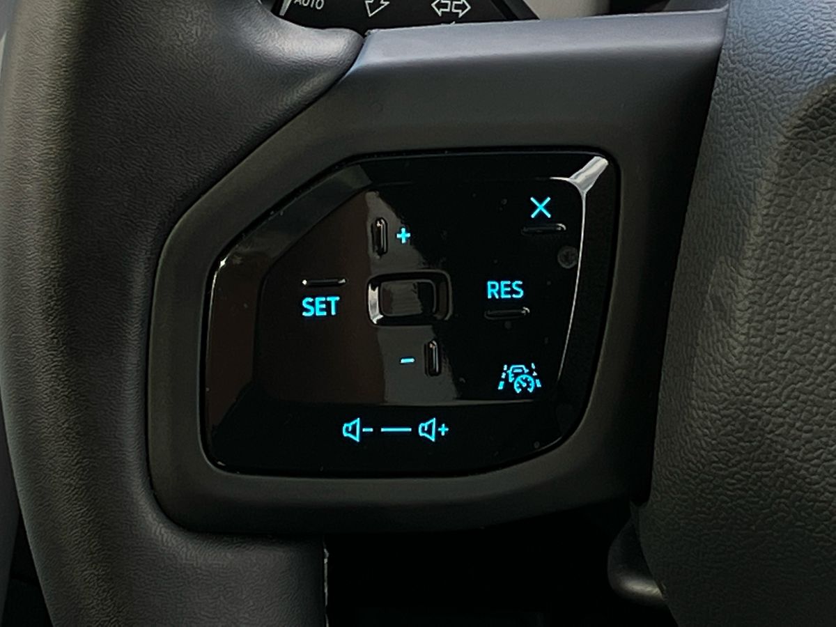 Used Ford Explorer 2025 for sale - 77180138: Photo 17