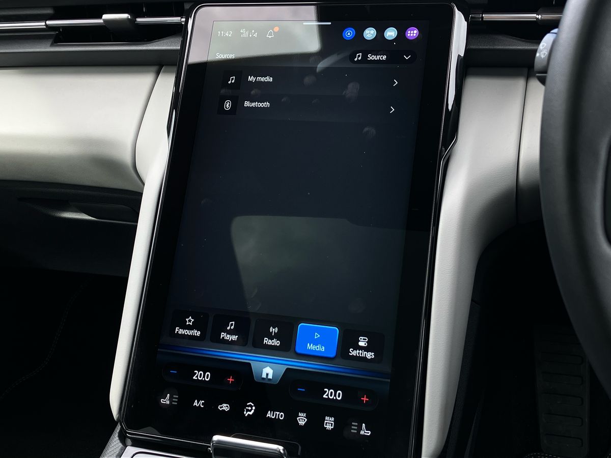 Used Ford Explorer 2025 for sale - 77180138: Photo 24