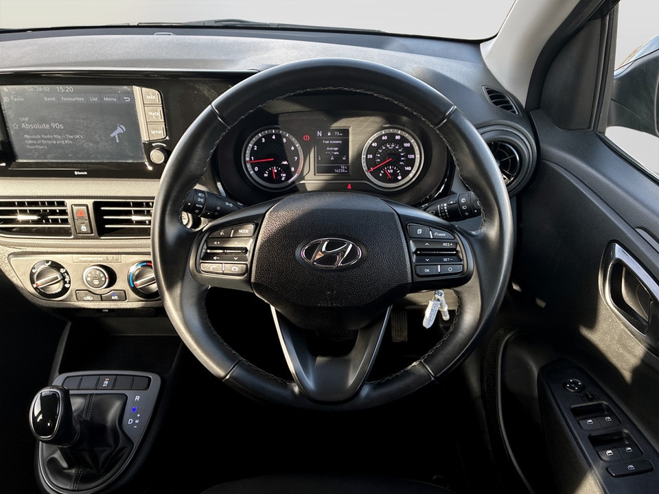 Used Hyundai i10 2023 for sale - 77666430: Photo 14