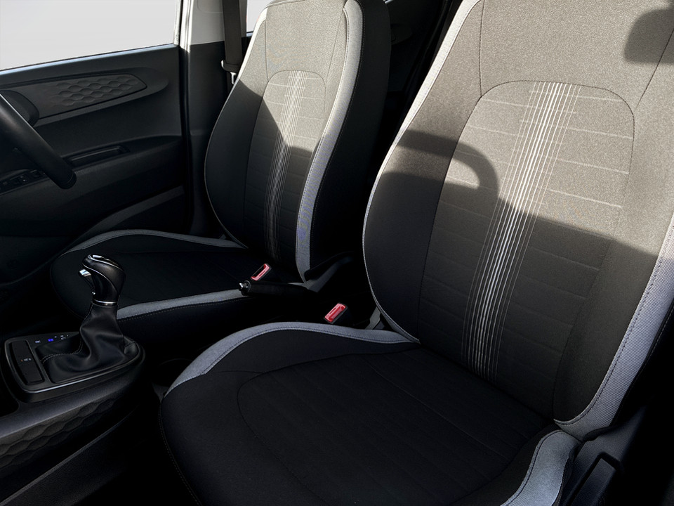 Used Hyundai i10 2023 for sale - 77666430: Photo 22